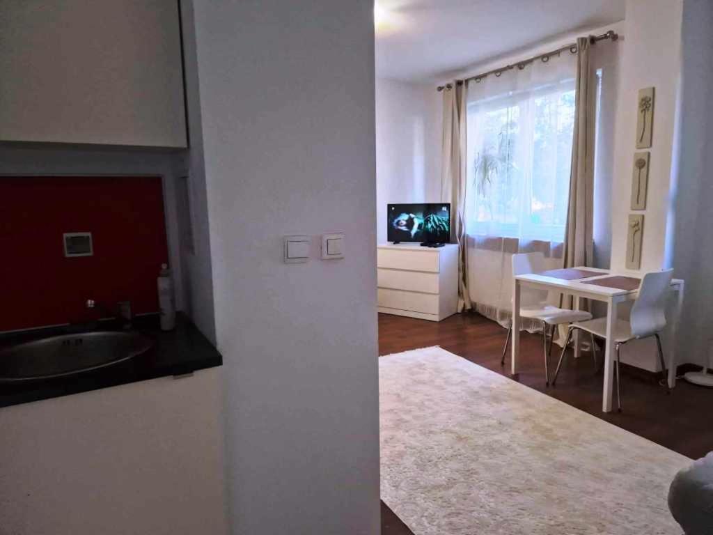 Great Apart Kabaty Warsaw Luaran gambar