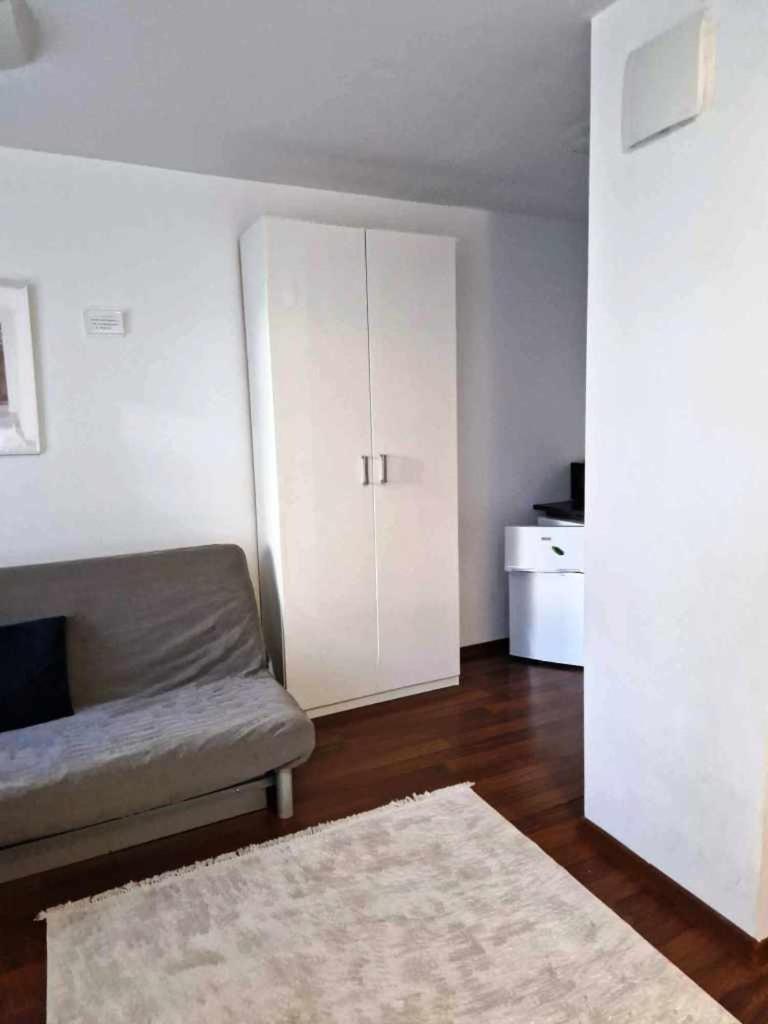 Great Apart Kabaty Warsaw Luaran gambar