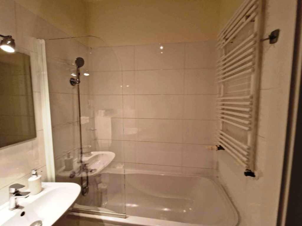 Great Apart Kabaty Warsaw Luaran gambar