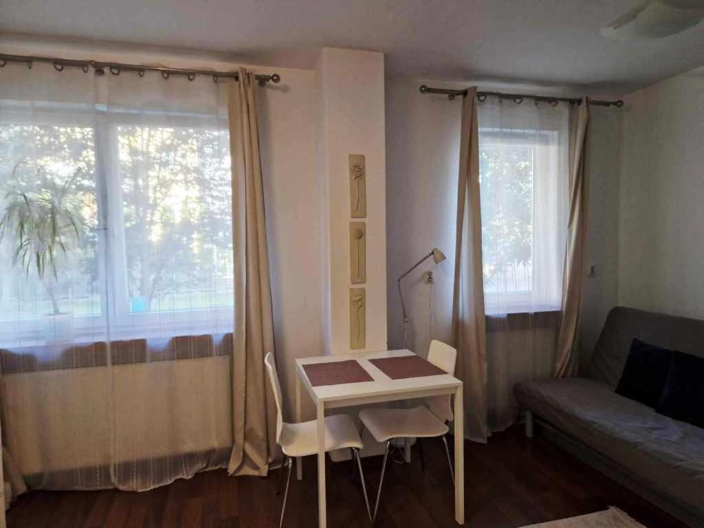 Great Apart Kabaty Warsaw Luaran gambar